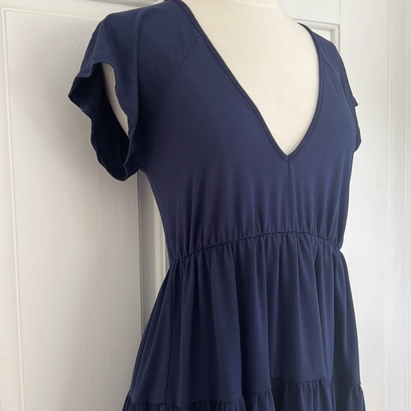 Urban Outfitters navy babydoll dress. Size small - Picture 4 of 10